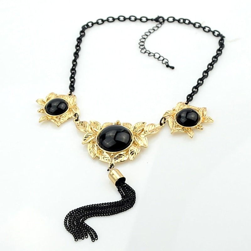 

Black Multicolor Fringed Necklace
