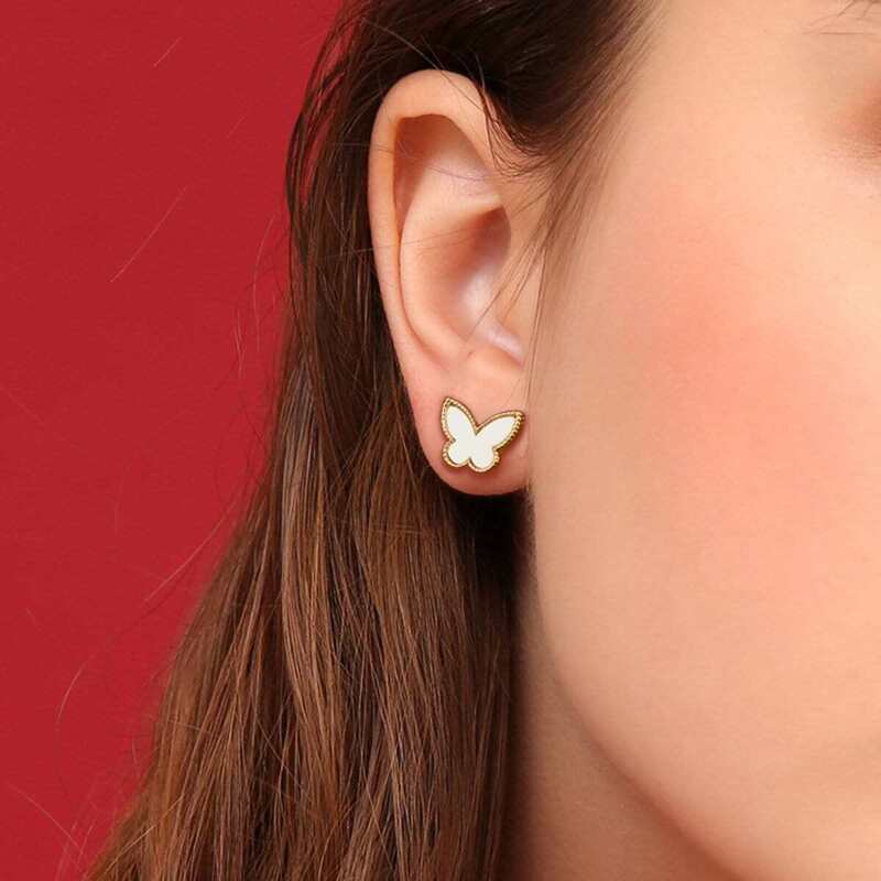 

Butterfly Shaped Stud Earrings 1pair, White