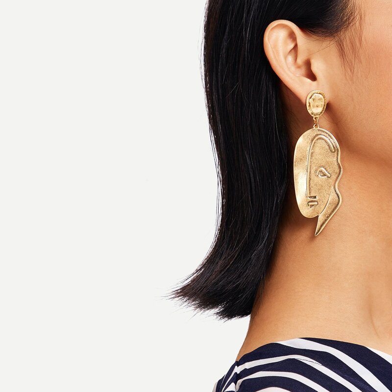 

Abstract Face Drop Earrings 1pc, Gold