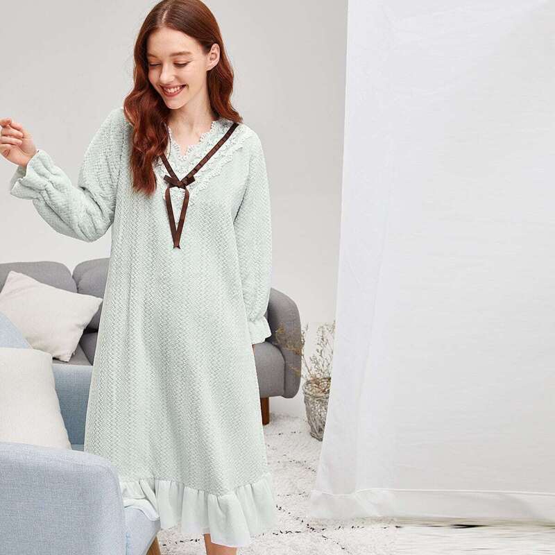 

Contrast Crochet Ruffle Hem Night Dress, Green