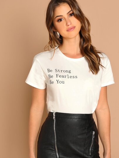 Camiseta con estampado de letra de manga de doblez