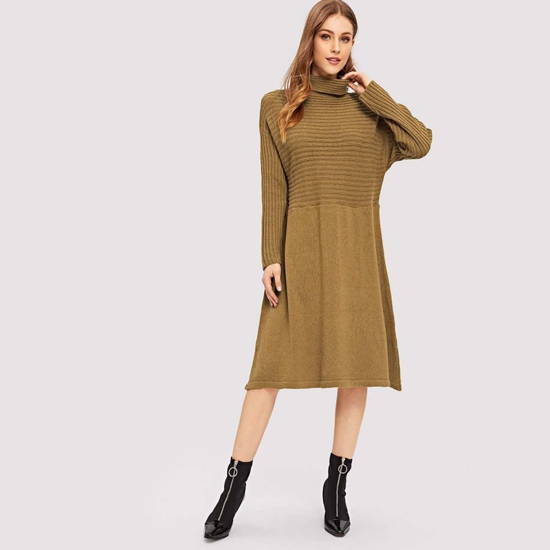 

Cut-and-sew Mixed Knit Trapeze Dress, Brown