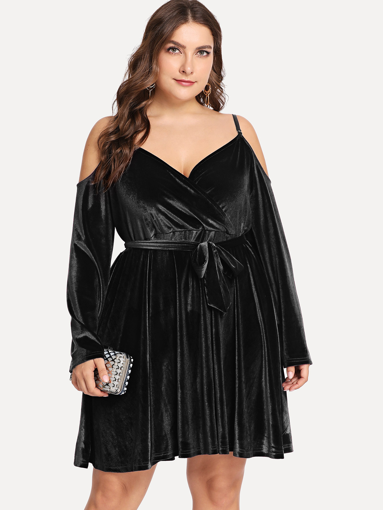 Plus Tie Waist Open-shoulder Velvet Dress