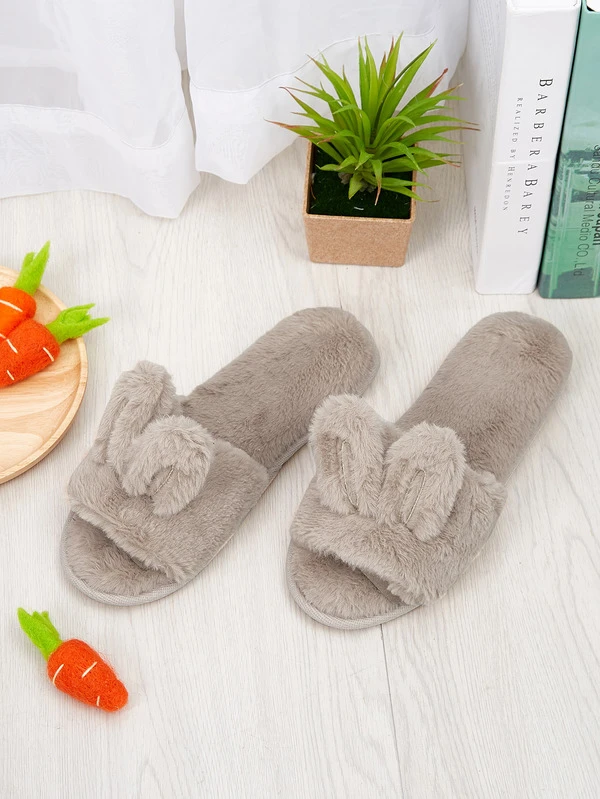 fluffy slippers roze