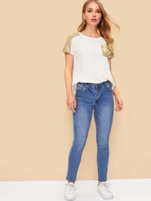 SHEIN LUNE Camiseta con bolsillo con lentejuelas en contraste - Blanco - Ver 3