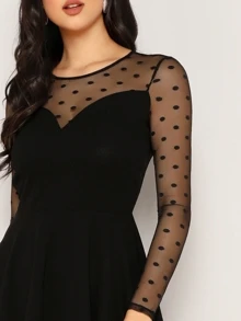 SHEIN Privé فستان ملائم ومتوهج شفاف ومقصوص من الخلف - الأسود - مشاهدة 3