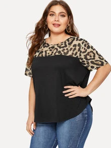 SHEIN Plus Leopard Yoke Cut-and-sew Curved Hem T-shirt - Black - View 3