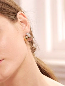 Glitter Detail Twist Stud Earrings 1pair