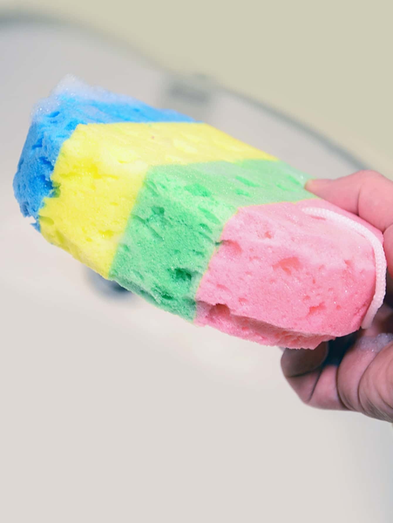 colorblock bath sponge