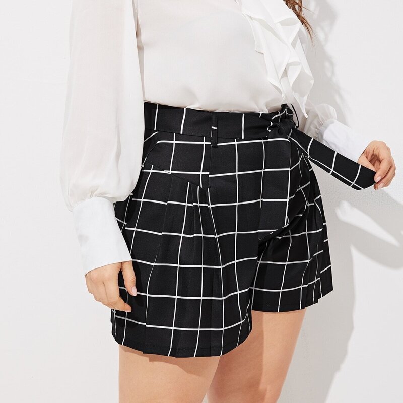 

Plus Plaid Belted Shorts, Black and white
