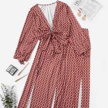 Plus Geo Print Knot Hem Top With Pants