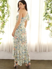 SHEIN Vestido asimétrico floral fruncido con un hombro