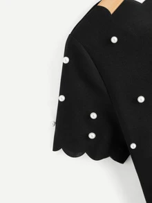 SHEIN Clasi Top con perlas en abanico