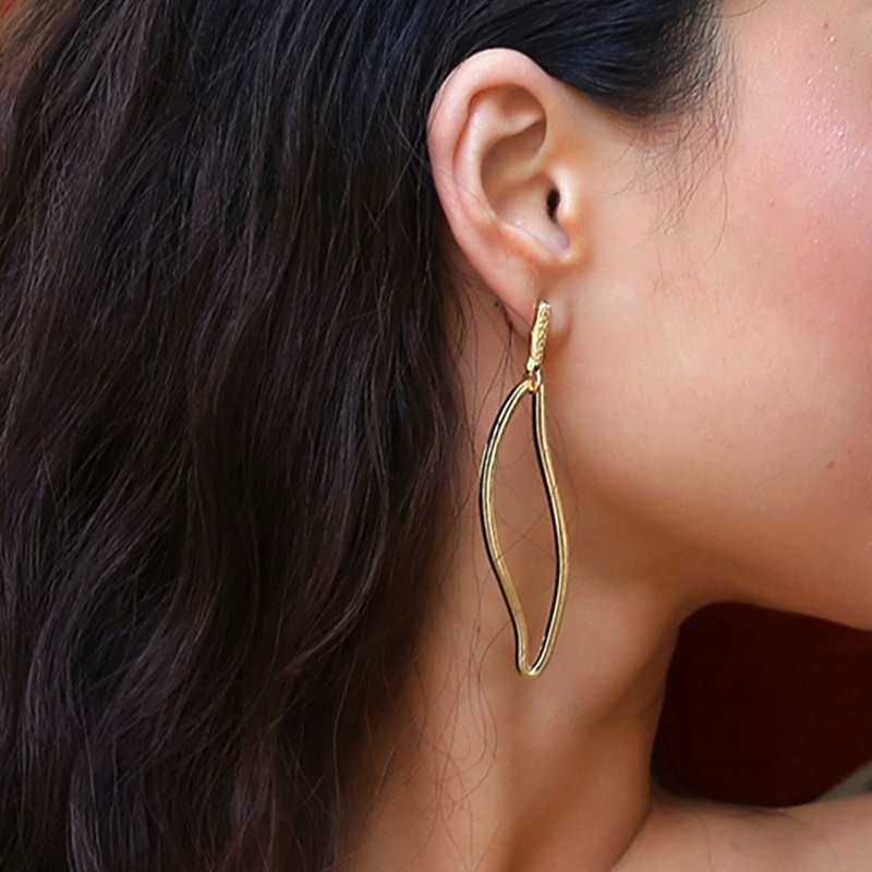 

Open Leaf Shaped Drop Earrings 1pair, Gold