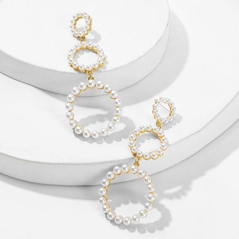 

Triple Faux Pearl Circle Drop Earrings 1pair, White