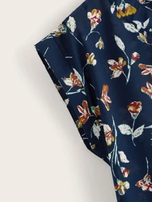 Ditsy Floral Curved Hem Blouse - Navy Blue - View 3