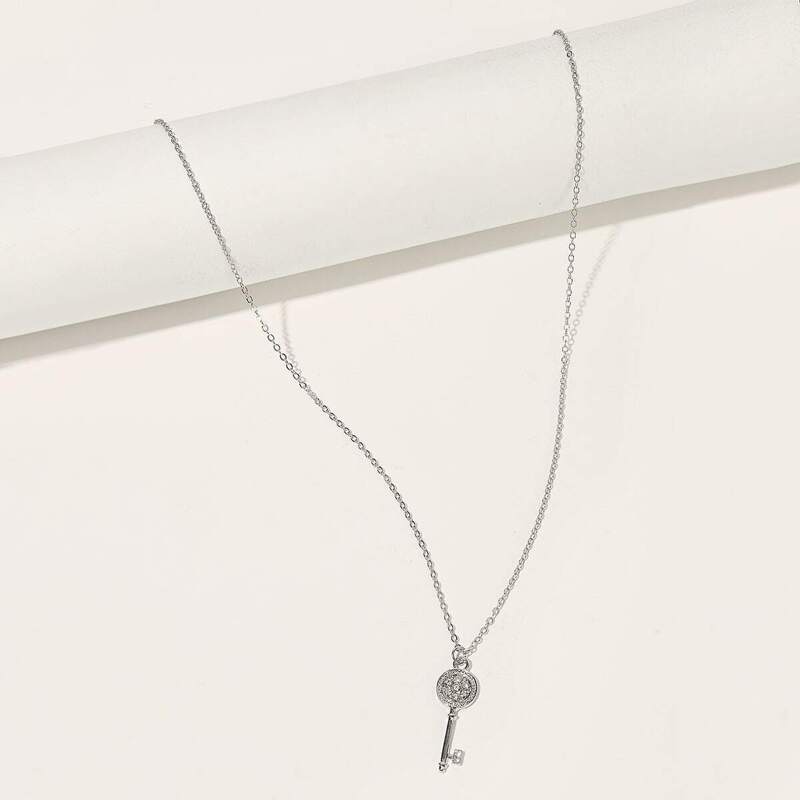 

Key Pendant Chain Necklace 1pc, Silver