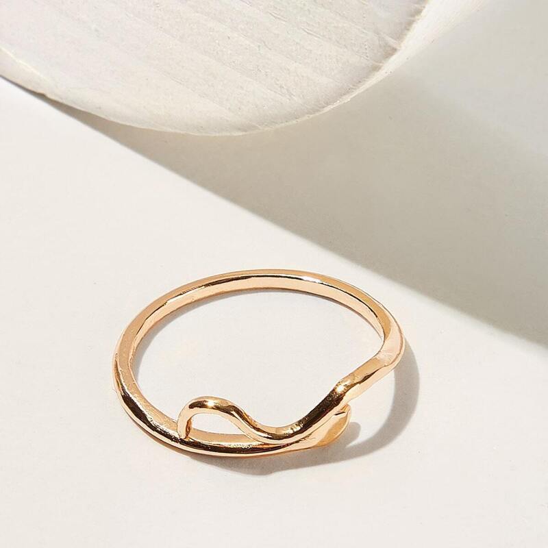 

Hollow Detail Ring 1pc, Gold