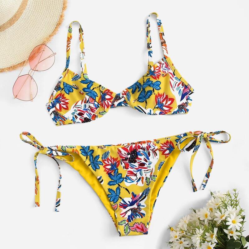 

Underwire Top With Tie Side Bikini Set, Multicolor