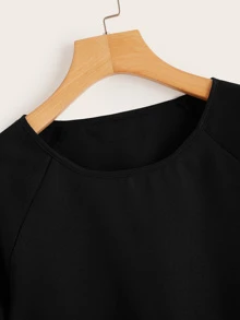 Siyah Fırfırlı Hem Sade Sevimli Büyük Beden Tshirtler - Siyah - Görünüm 3