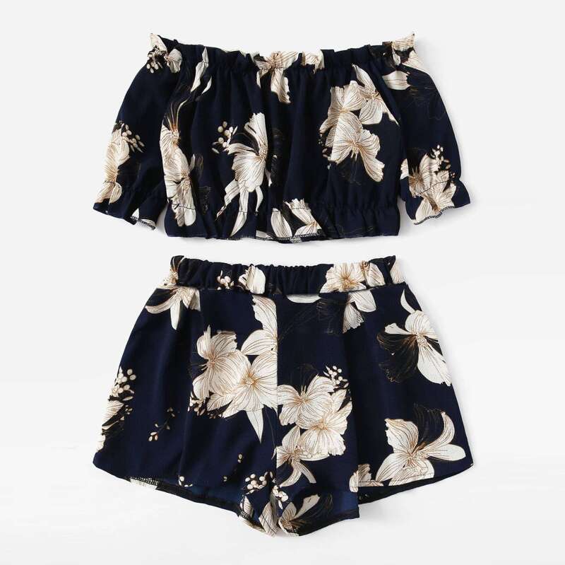 

Plus Off Shoulder Floral Print Crop Top With Shorts, Multicolor