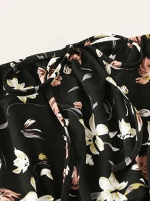 SHEIN VCAY Floral Print Knot Front Off The Shoulder Playsuit - Multicolor - View 3