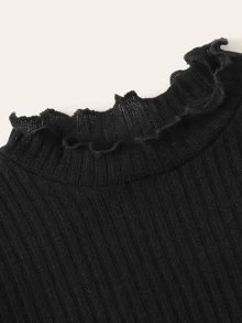 SHEIN EZwear Ribbed Lettuce-Edge Crop Top