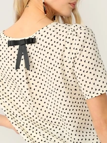 SHEIN 後蝴蝶結心形印花上衣 - 米色 - 查看 4