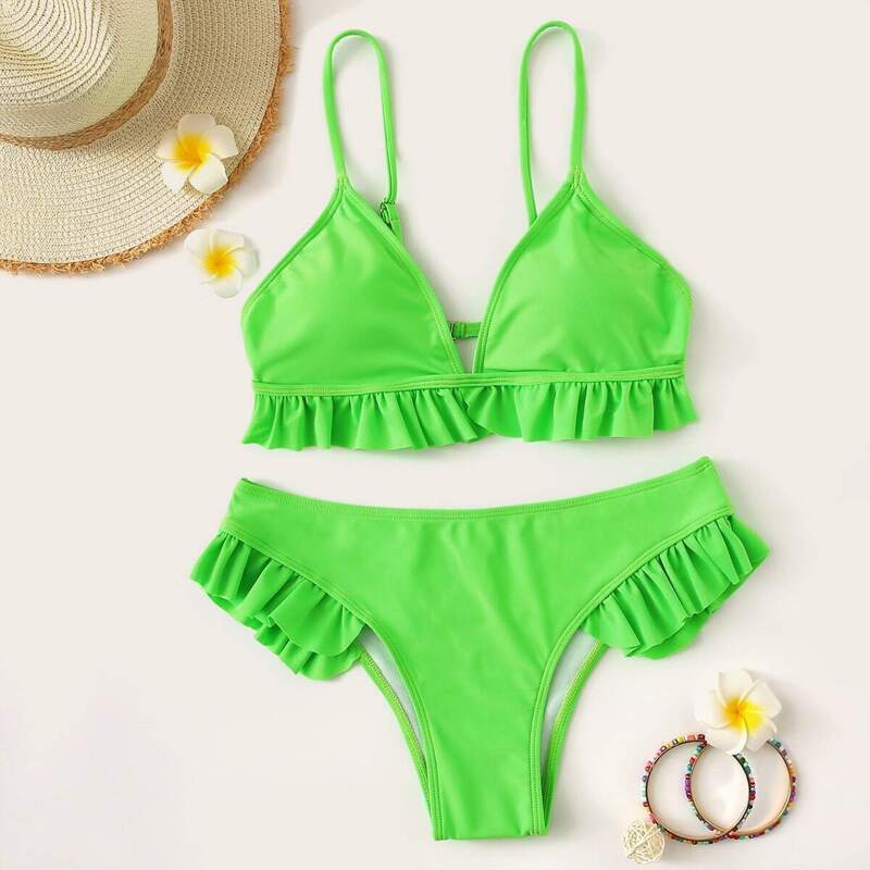 

Neon Lime Ruffle Hem Top With Seam Bikini Set, Green bright