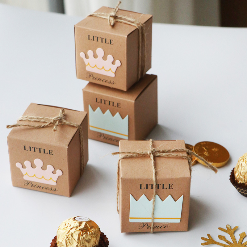 

Random Crown Print Candy Box 10pcs