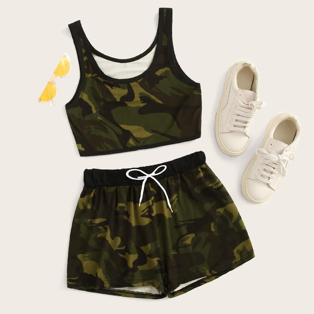 

Camo Print Top With Drawstring Waist Shorts, Multicolor