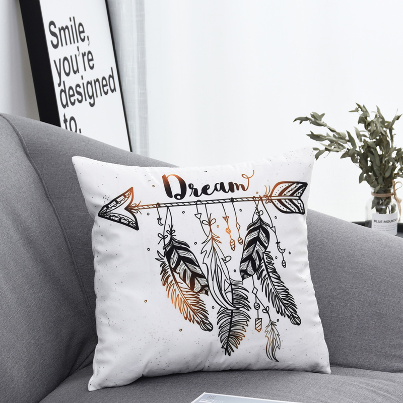 

Feather Print Cushion Cover, Multicolor
