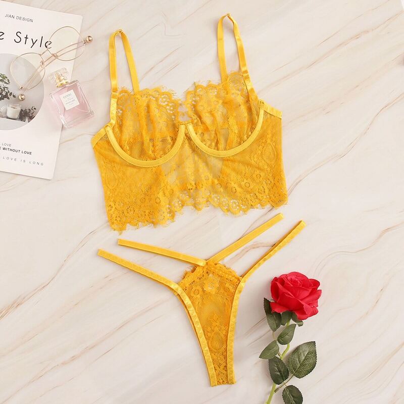 

Floral Lace Underwire Lingerie Set, Yellow