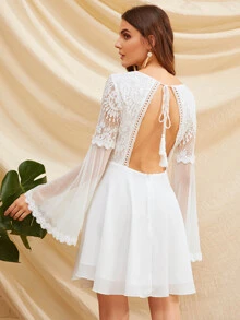 SHEIN 綁結露背蕾絲緊身衣式網紗袖連衣裙 - 白色 - 查看 1