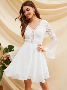 SHEIN 綁結露背蕾絲緊身衣式網紗袖連衣裙 - 白色 - 查看 2