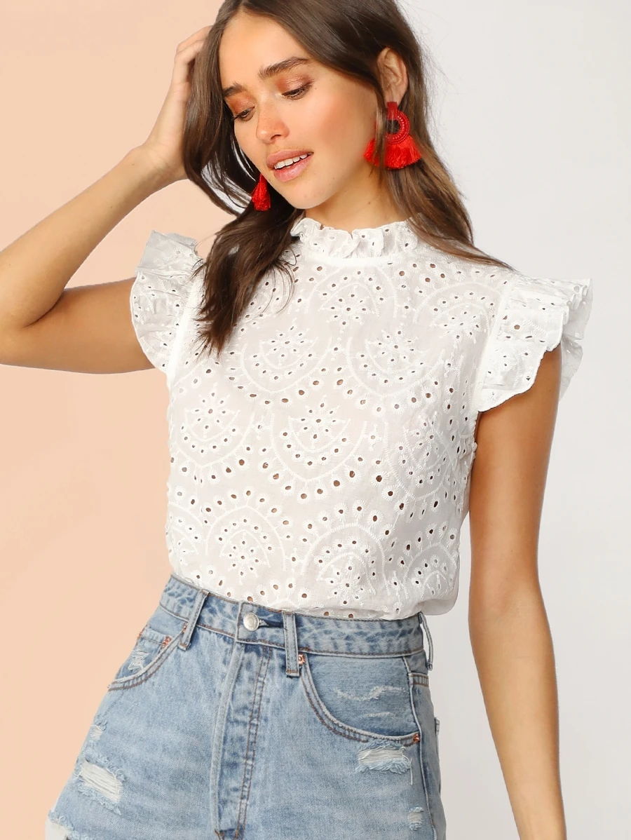 Top con bordado con ojal ribete fruncido de cuello alto - Blanco - Ver 1