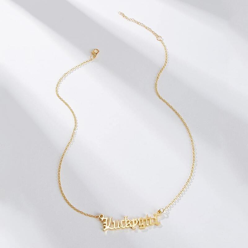 

Letter Pendant Chain Necklace 1pc, Gold