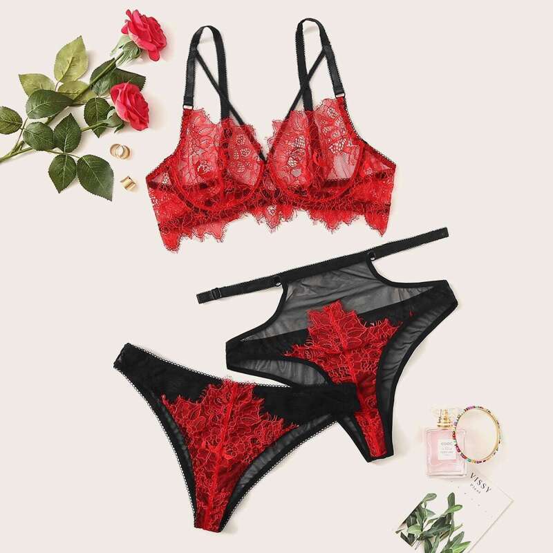 

Floral Lace Underwire Lingerie Set 3pack, Red