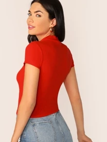 SHEIN Essnce Camiseta tejida de canalé de cuello alto - Rojo - Ver 2