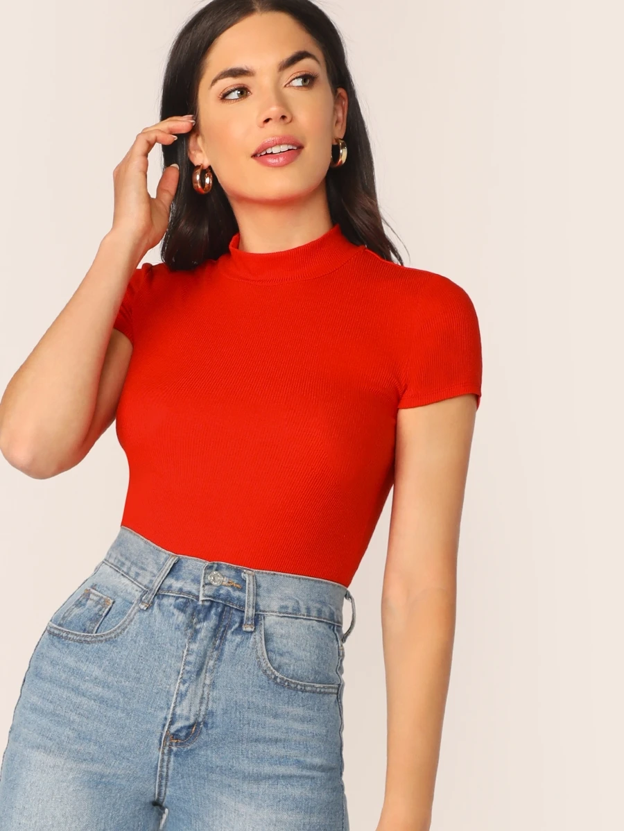 SHEIN Essnce Camiseta tejida de canalé de cuello alto - Rojo - Ver 1