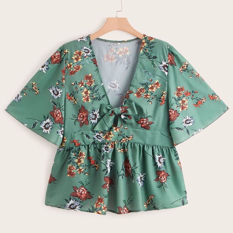 

Plus Floral Print Ruffle Hem Knot Blouse, Multicolor