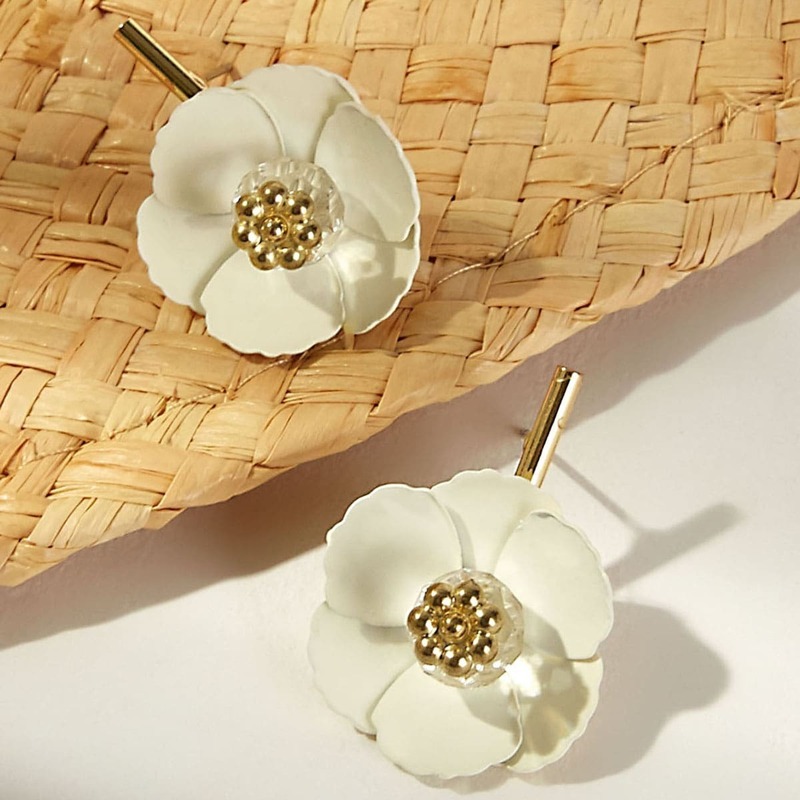 

Bead Detail Flower Stud Earrings 1pair, White