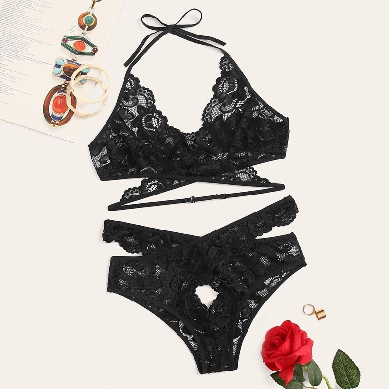 

Cut-out Floral Lace Lingerie Set, Black