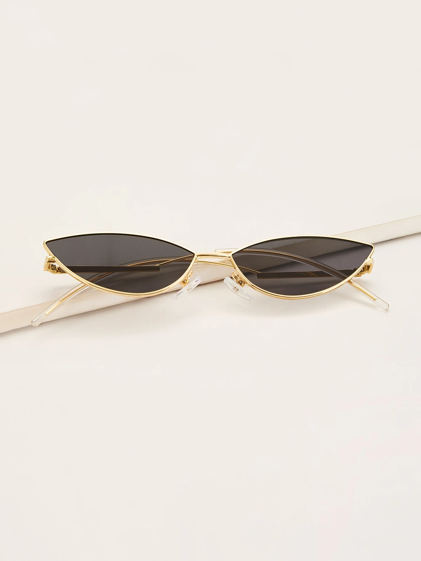 Lunettes de soleil yeux de chat avec montures en métal Lunettes de soleil yeux de chat avec montures en métal