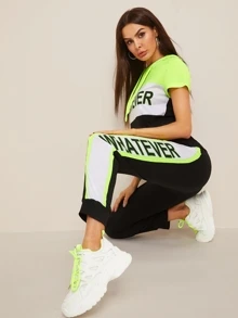 Top con estampado de letra con pantalones deportivos con cinta lateral - Multicolor - Ver 1