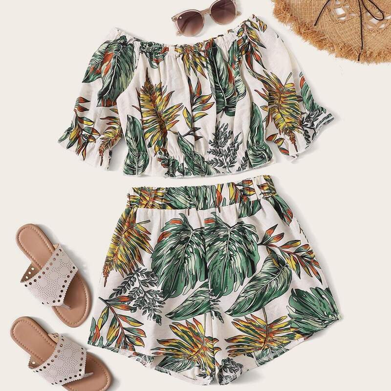 

Plants Print Top With Shorts, Multicolor