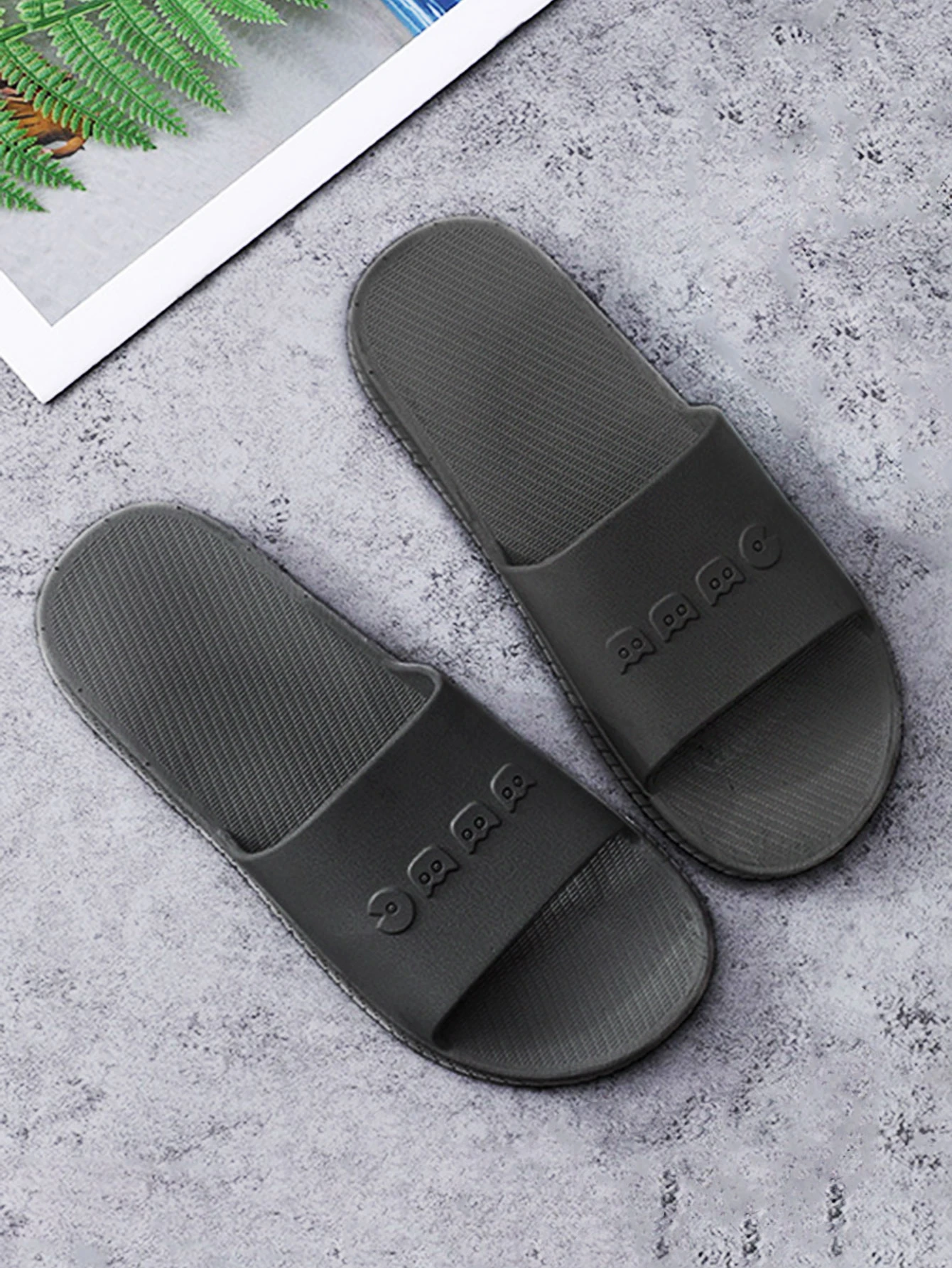 wide fit mens sliders