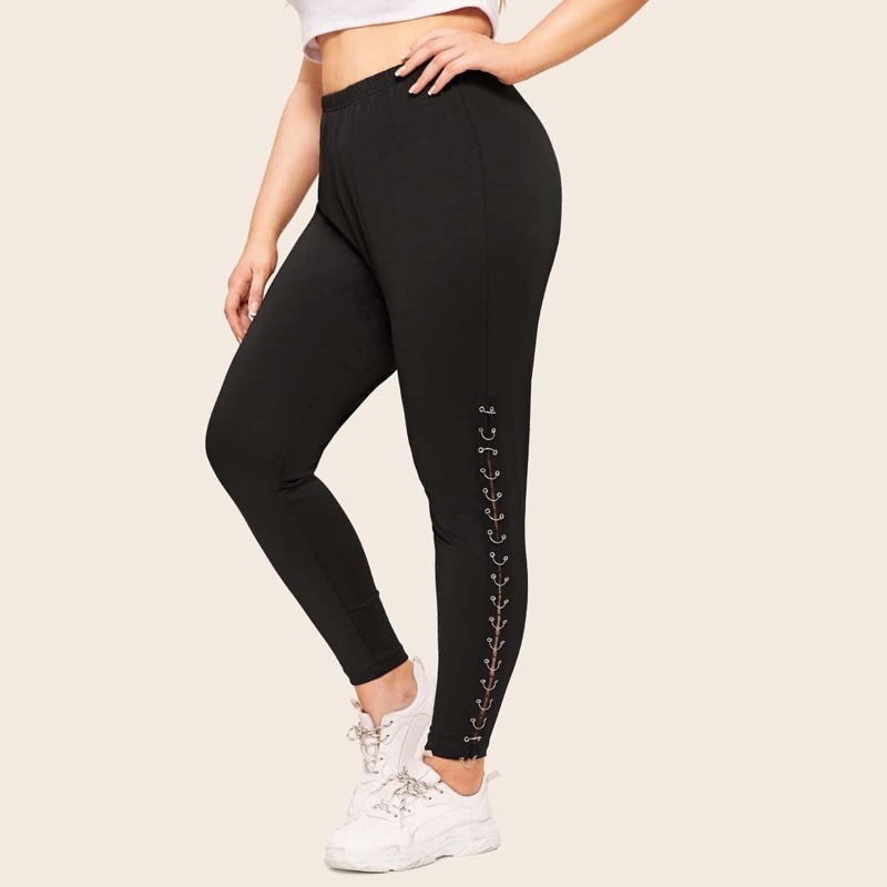 

Plus Grommet Ring Leggings, Black