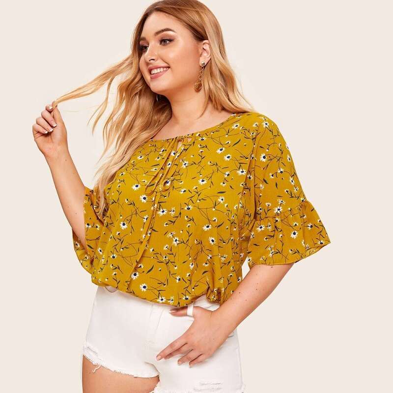 

Plus Ditsy Floral Print Tie Neck Blouse, Yellow