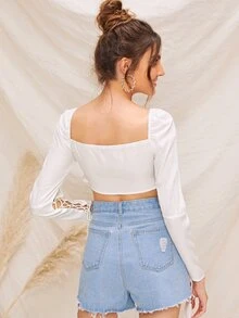 SHEIN 波紋細節流蘇繫帶袖短版上衣 - 白色 - 查看 3
